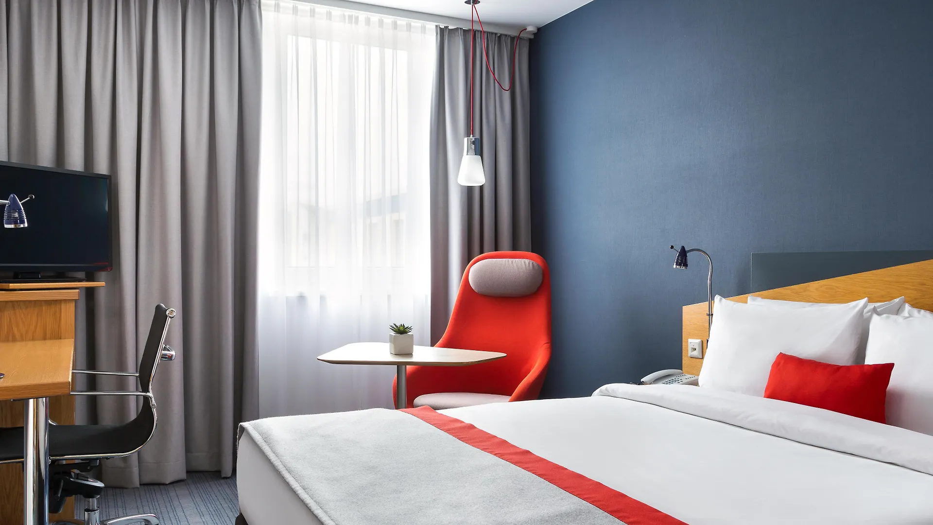Hotel Holiday Inn Express Dortmund By Ihg