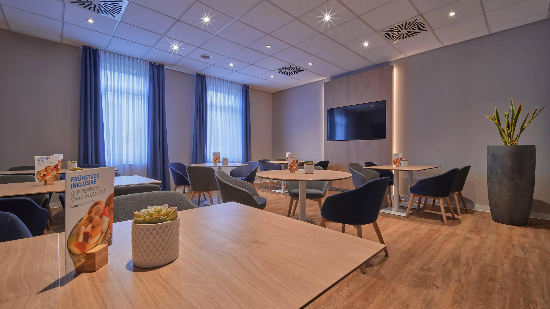 Holiday Inn Express Dortmund By Ihg 3*,  Germany